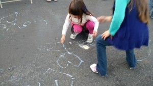 Ava making a heart with her sparkler